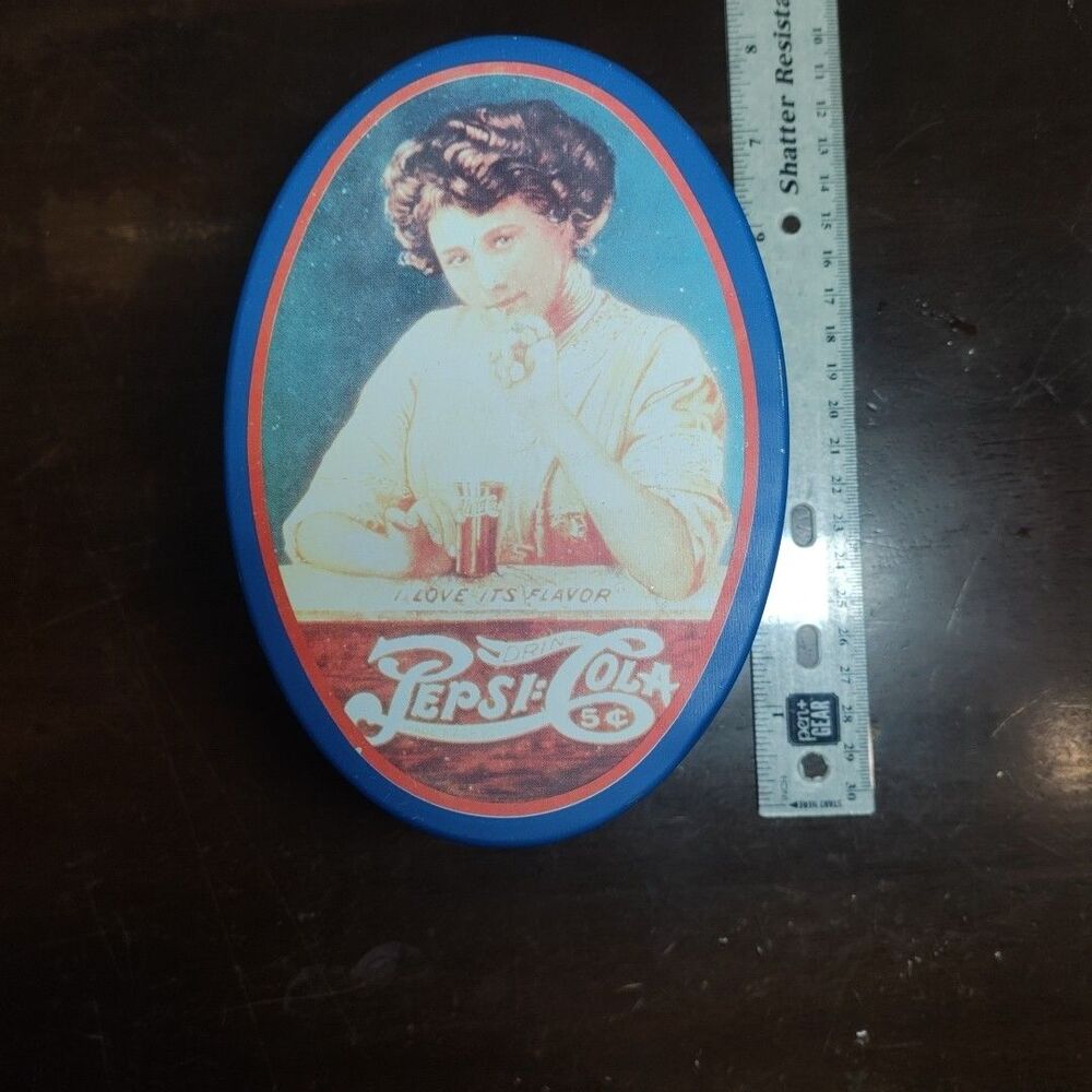Pepsi Cola Tin Vintage Oval 1988 “Love its flavor”